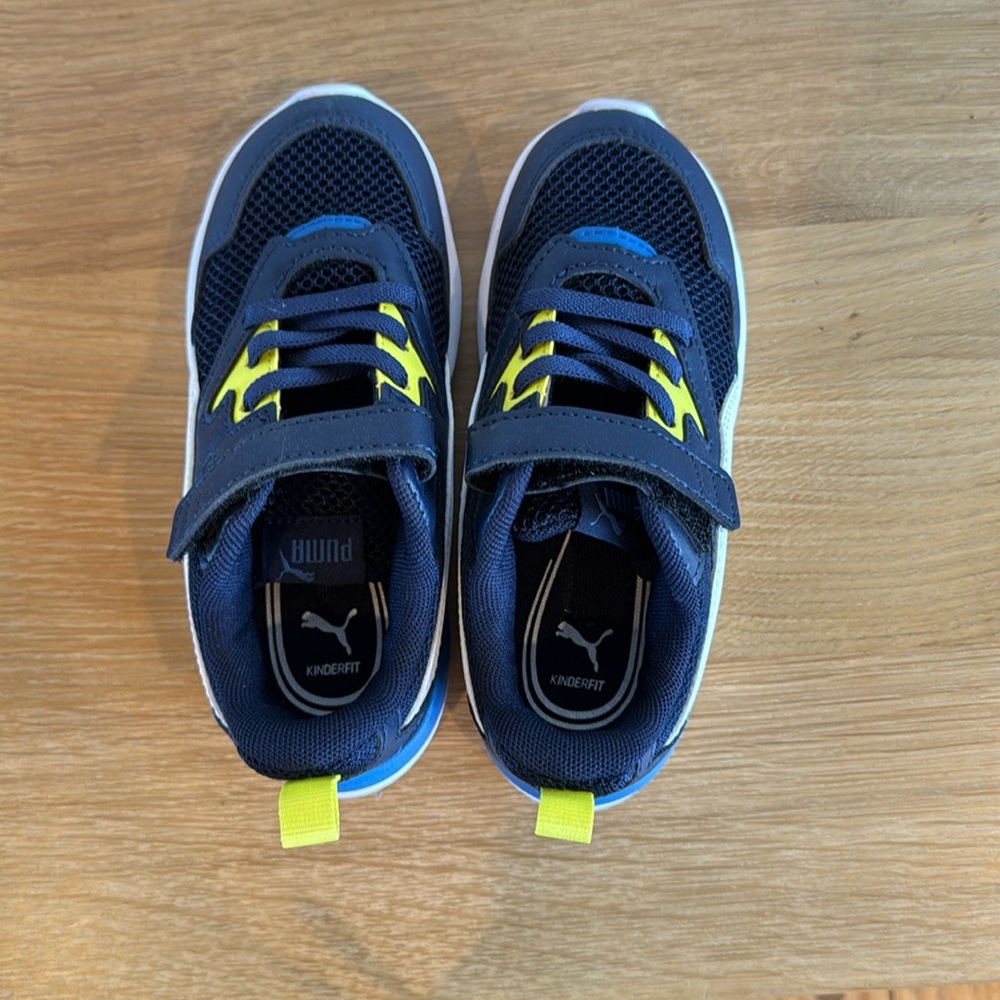 Puma T10 Sneakers